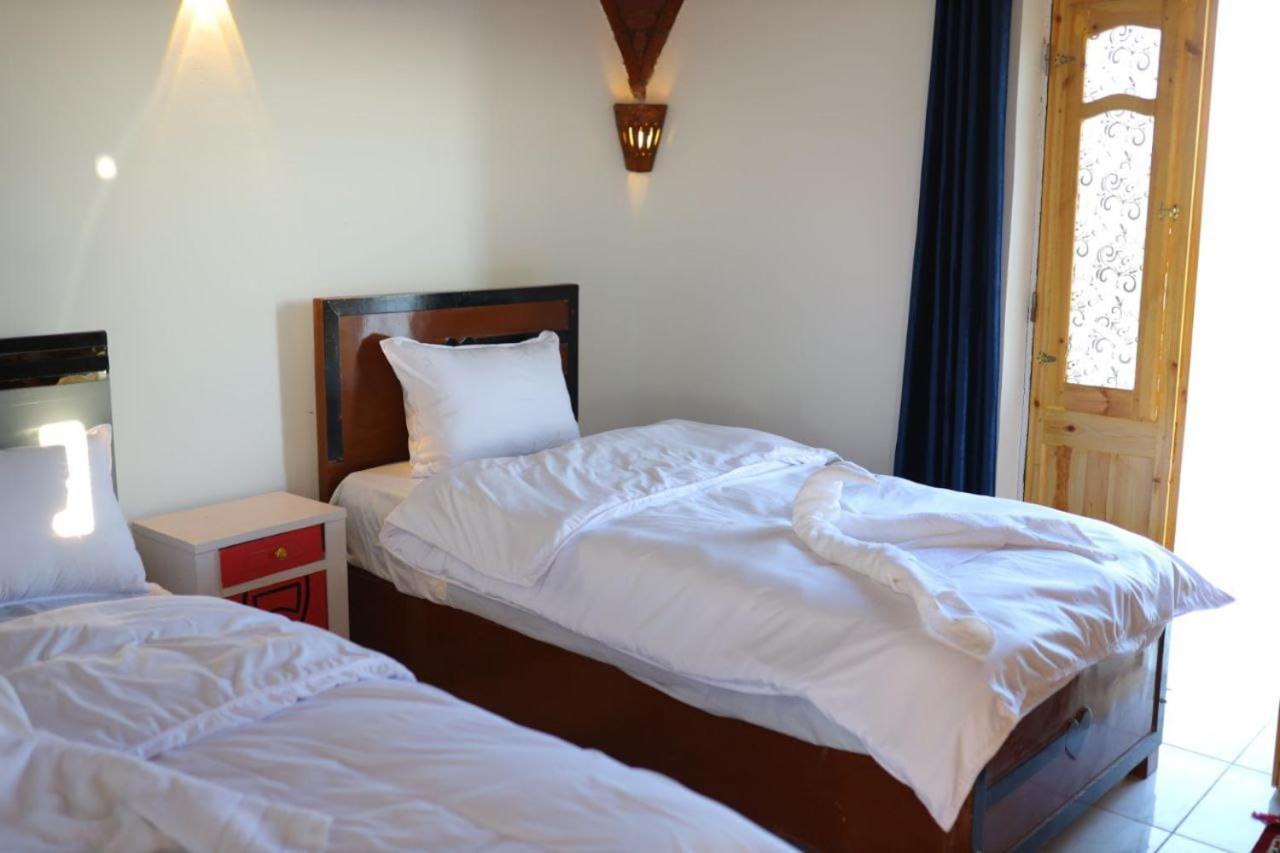 Quiet Gate Guest House Al Aqalitah Exterior photo