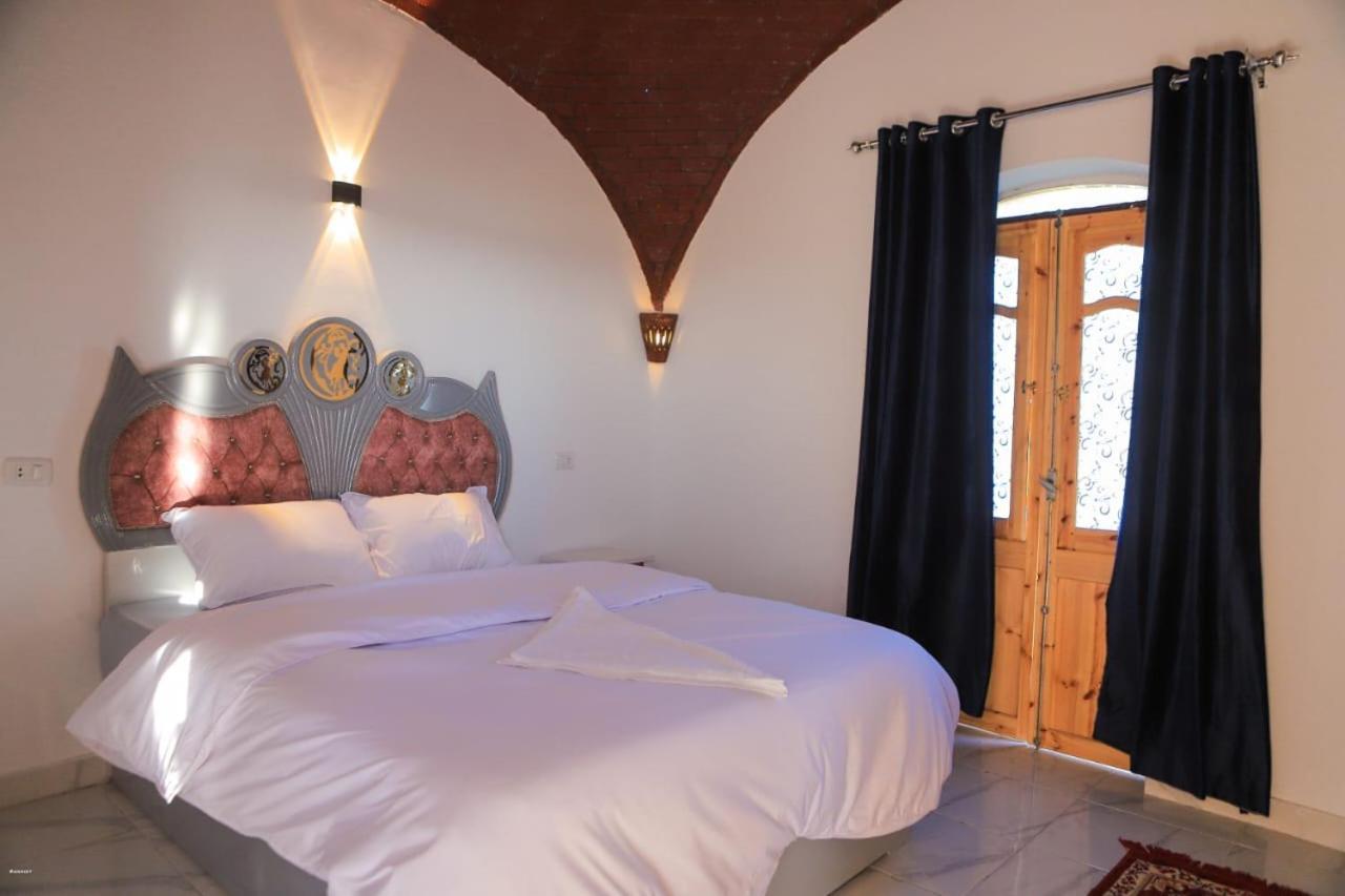 Quiet Gate Guest House Al Aqalitah Exterior photo